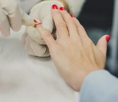 Manicure e pedicure