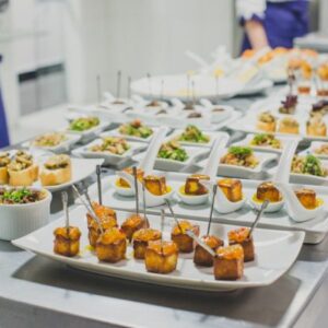 Garde manger, preparo de saladas e entradas VIP